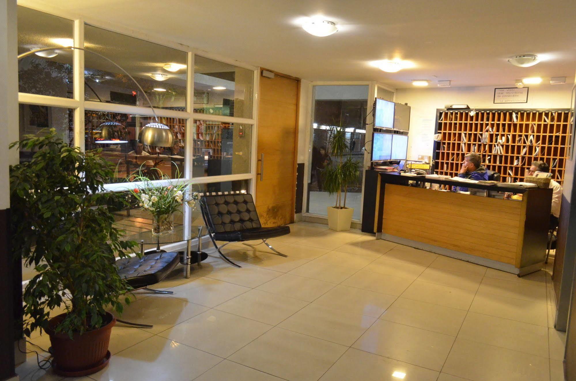 Stgo Centro, Departamentos Amoblados Paz Apartment Сантяго Екстериор снимка