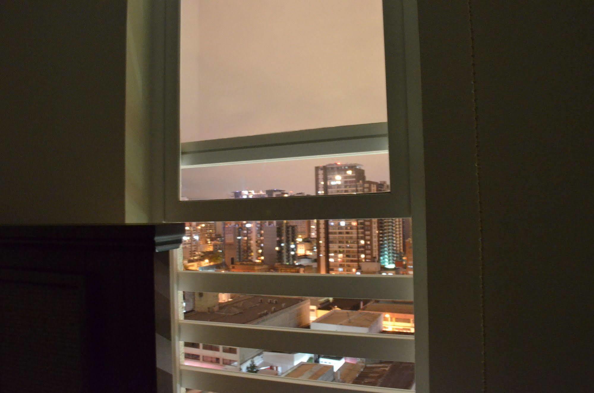 Stgo Centro, Departamentos Amoblados Paz Apartment Сантяго Екстериор снимка